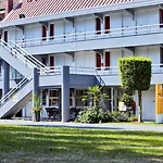 Отель Premiere Classe Dunkerque Est Cappel Армбу-Каппель