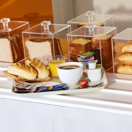 Hotel Premiere Classe Dunkerque Est Cappel 2*