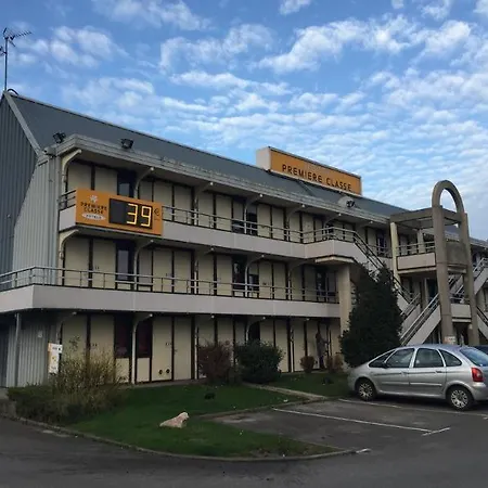 ホテル プレミア クラッセ ダンケルク エスト アルムブー カペル 2*